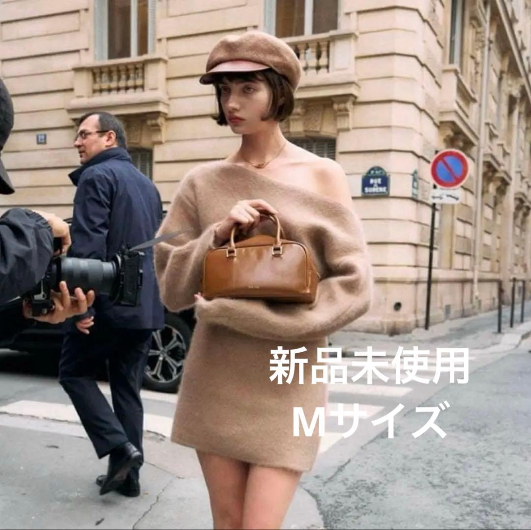 新品未使用　THE TOE ニットワンピース ベージュ