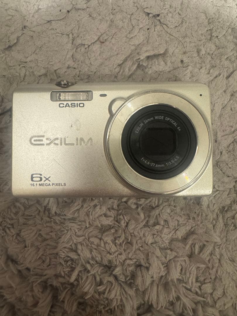 デジタルカメラ CASIO EXILIM EXZ900