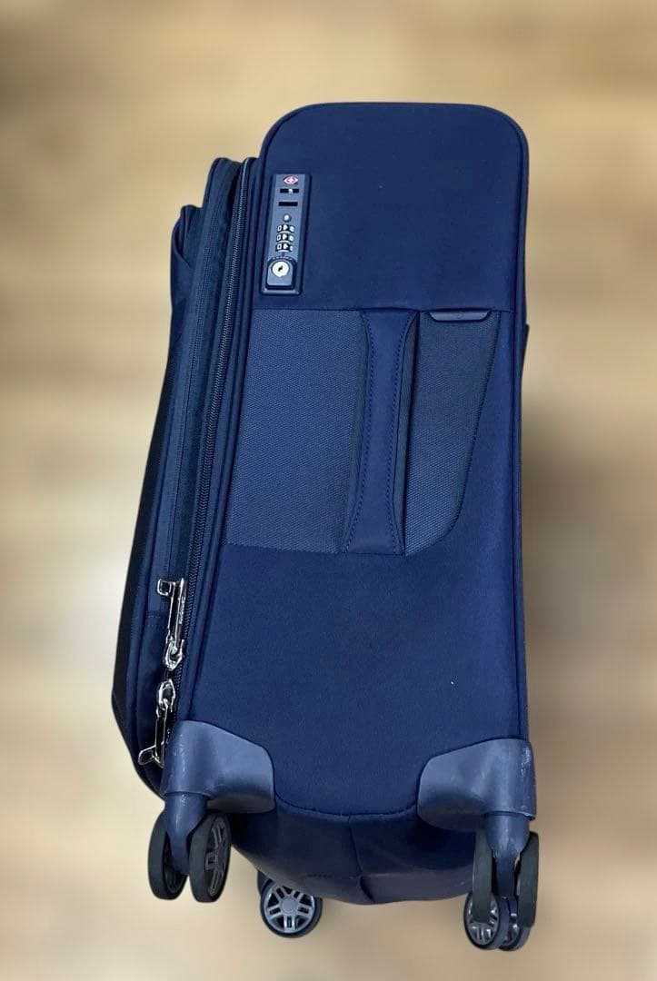 サムソナイト ソフトキャリー ビーライト4 Sサイズ