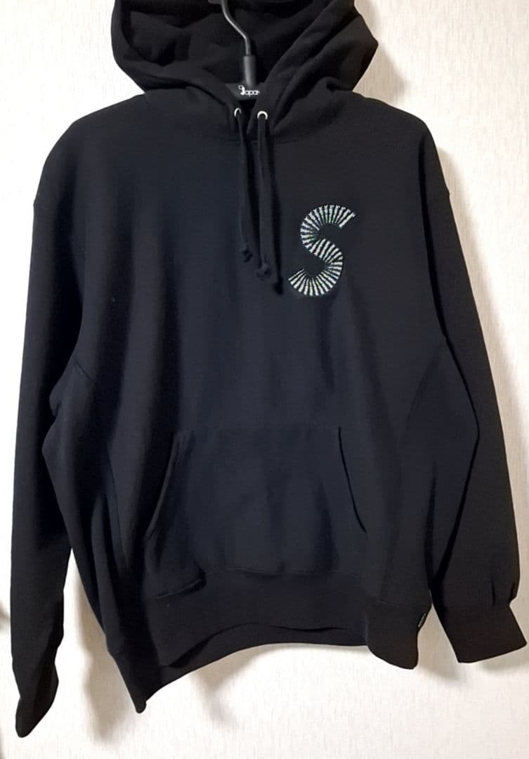 正規品 Supreme ブラック フード付きトレーナー