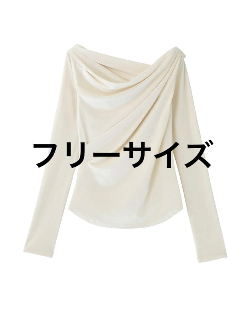 さくらんぼ様　トップス　ホワイト