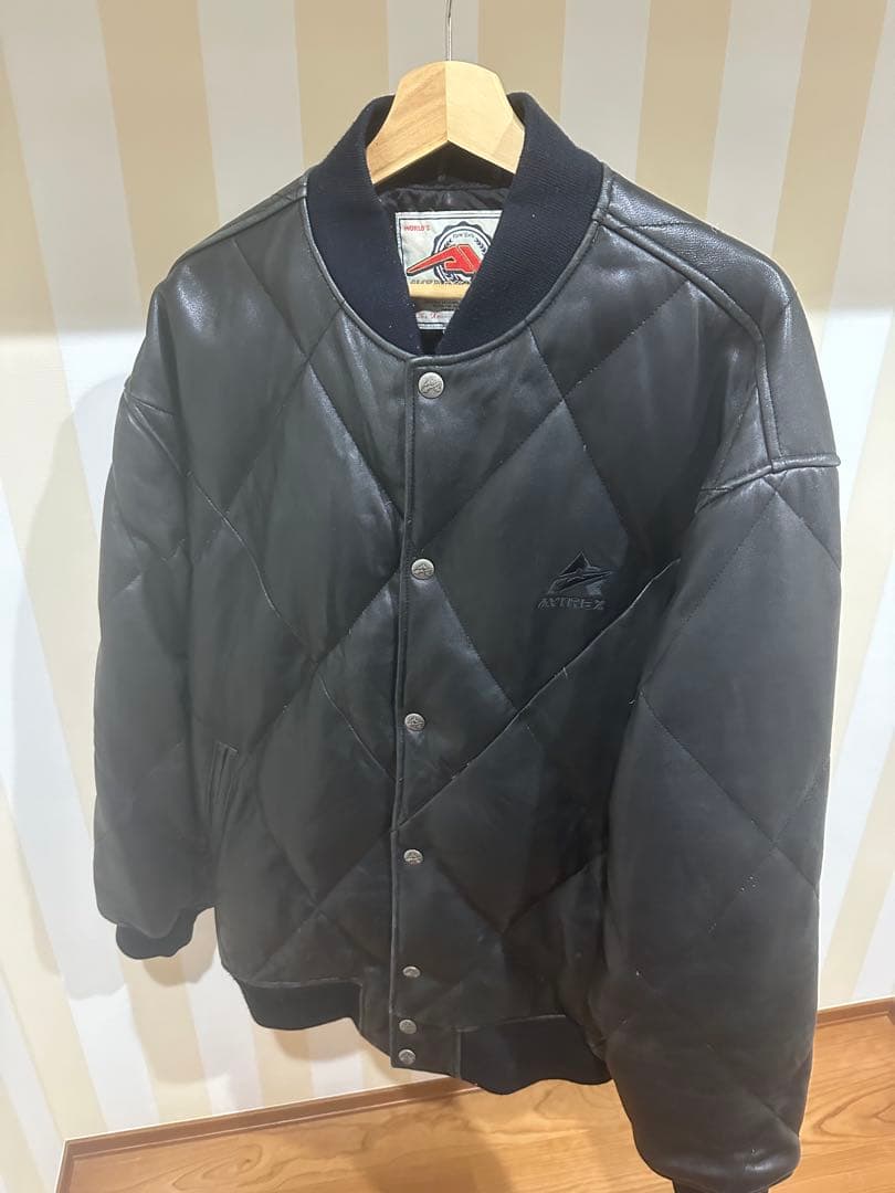 アヴィレックス　レザージャケット ブラック