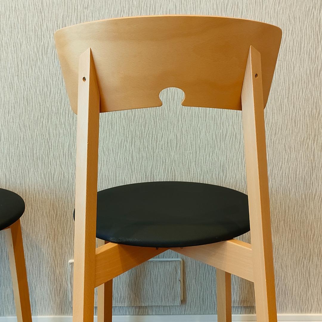 カリガリス　ダイニングチェア　2脚セット　スタッキングチェア