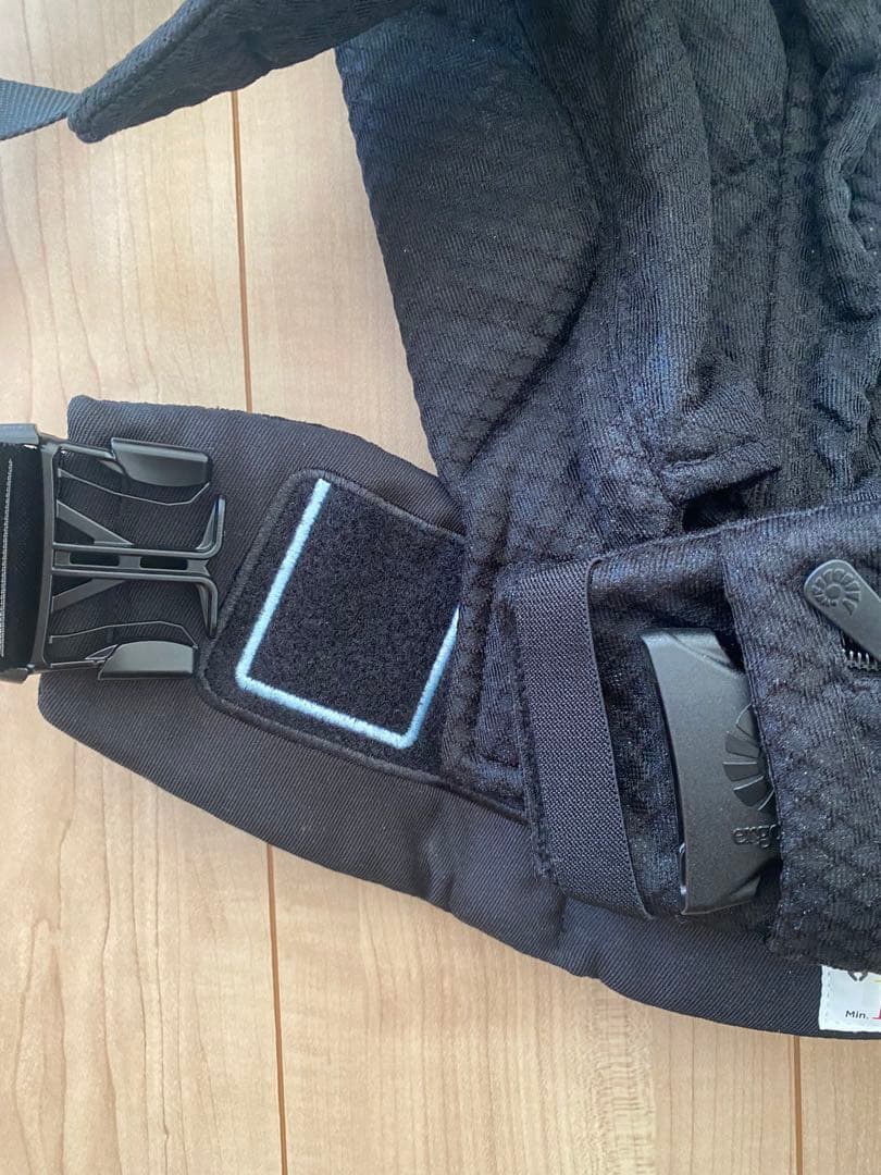 美品✨ほぼ新品　エルゴ Omni Deluxe Mesh Onyx Black