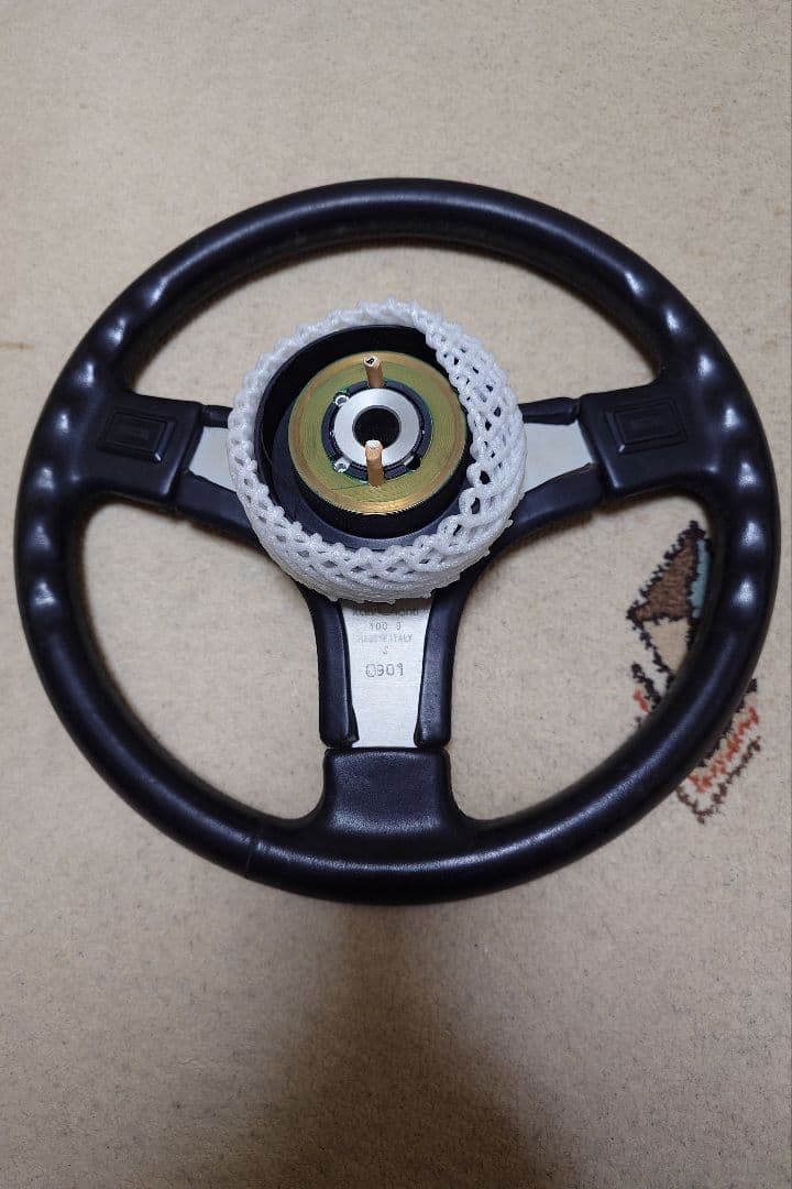 当時物　激レア　日産 R31スカイライン　GTS-R純正　ステアリング　ボス付き