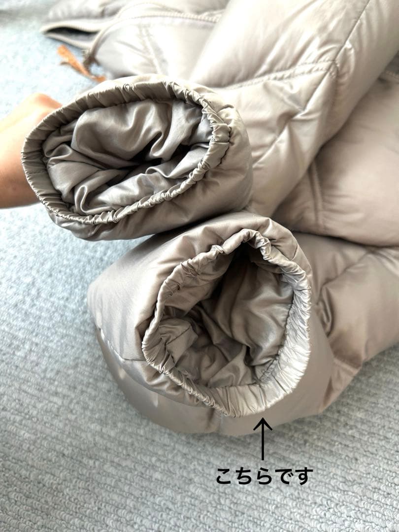 タトラス　ダウンジャケット　グレージュ　レディースXS〜Sサイズ　【難あり】