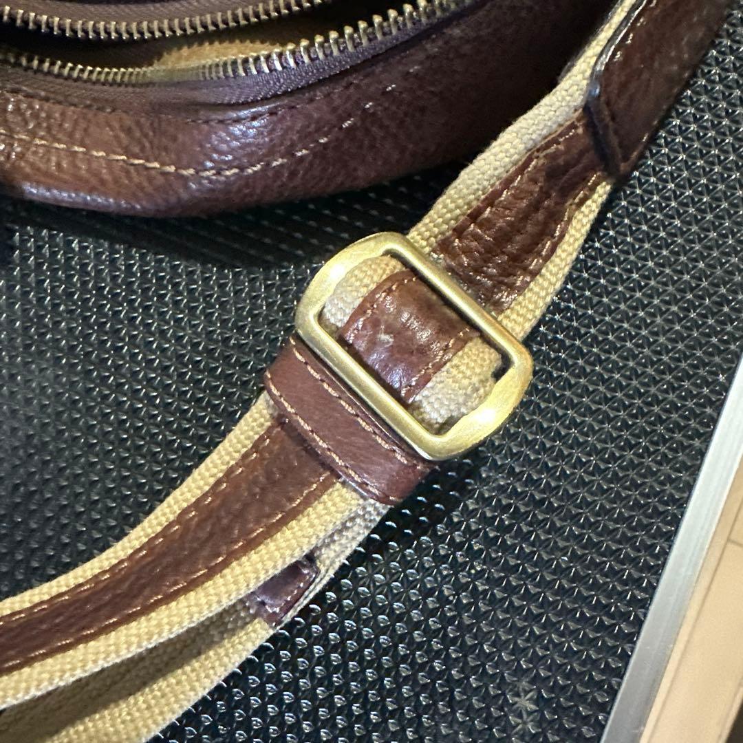 土屋鞄　ボディバッグ　レザー