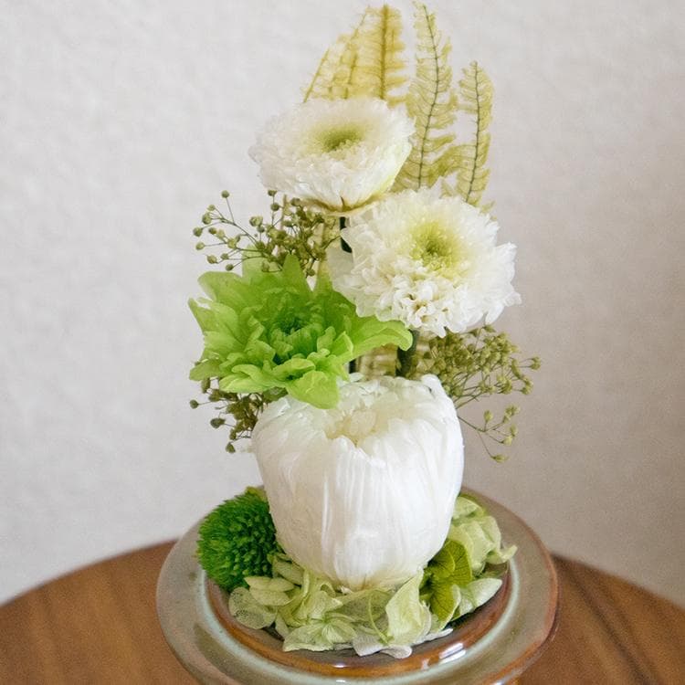 仏花 ドーム型一対（２個セット） 菊をベースにして ホワイト・グリーン