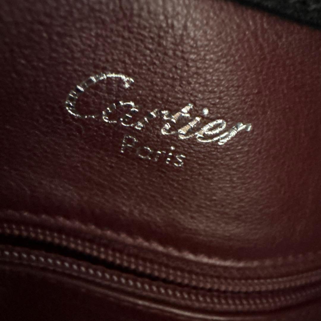 【Cartierカルティエ本物】黒のハンドバッグ ゴールドリング付き