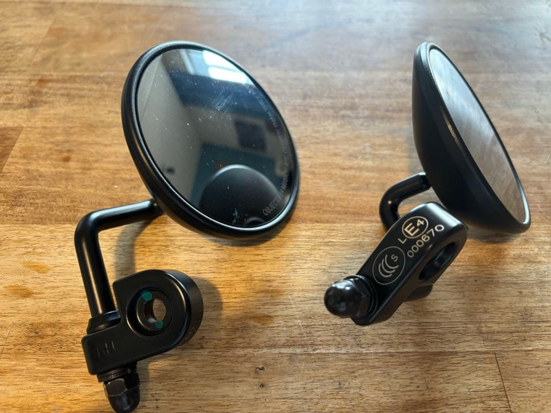 ハーレー　ナイトスター　RH975 純正　ミラー　左右