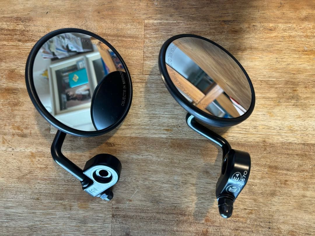 ハーレー　ナイトスター　RH975 純正　ミラー　左右