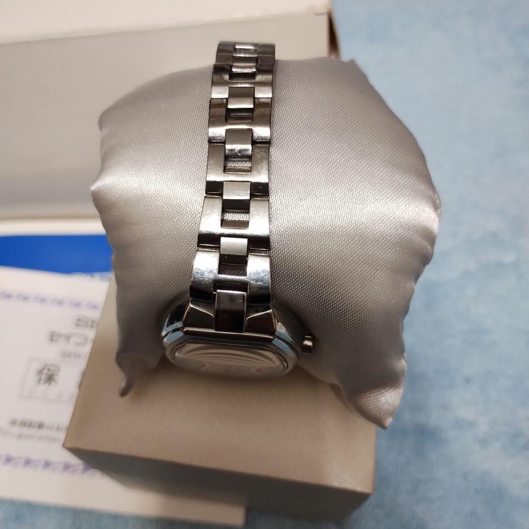 未使用級！セイコーSEIKOルキアLUKIA純チタン定価75900円