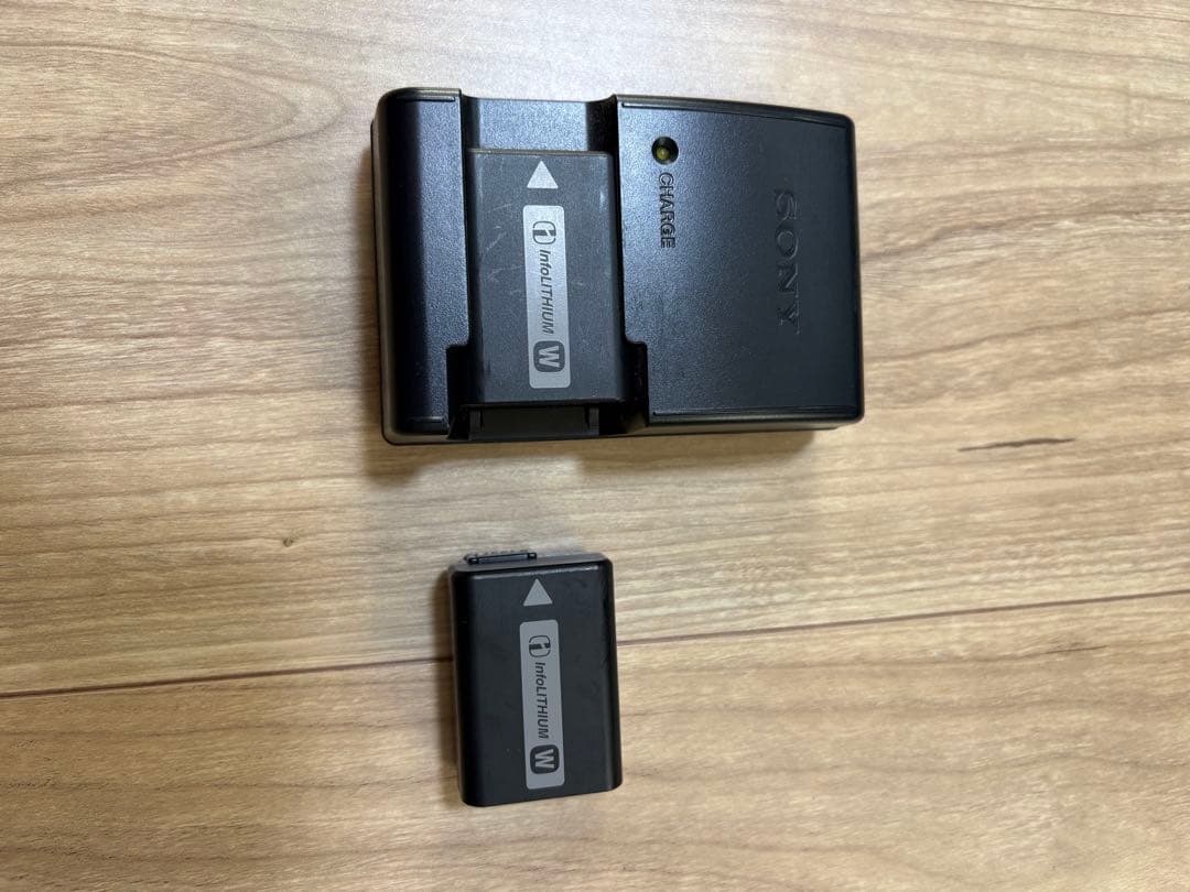 SONY NEX-6 ダブルズームキット 7,413枚 ミラーレスカメラ