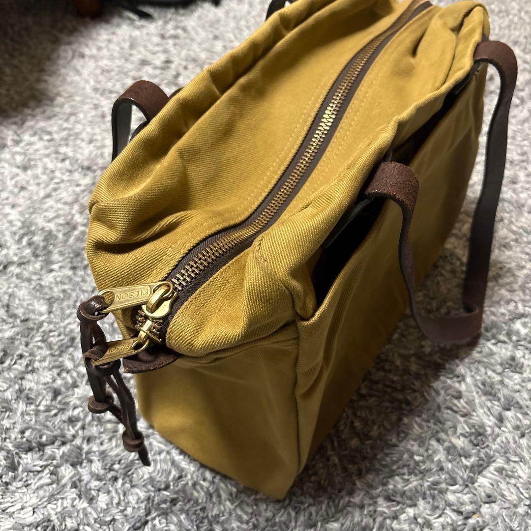 FILSON カーキ トートバッグ