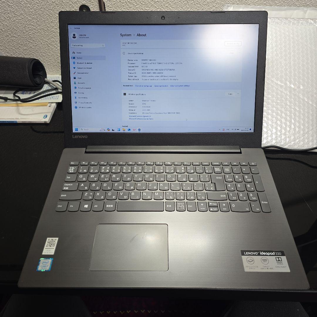 その他ノートPC本体 Lenovo ideapad 330-15IKB Core i7/8GB/SSD