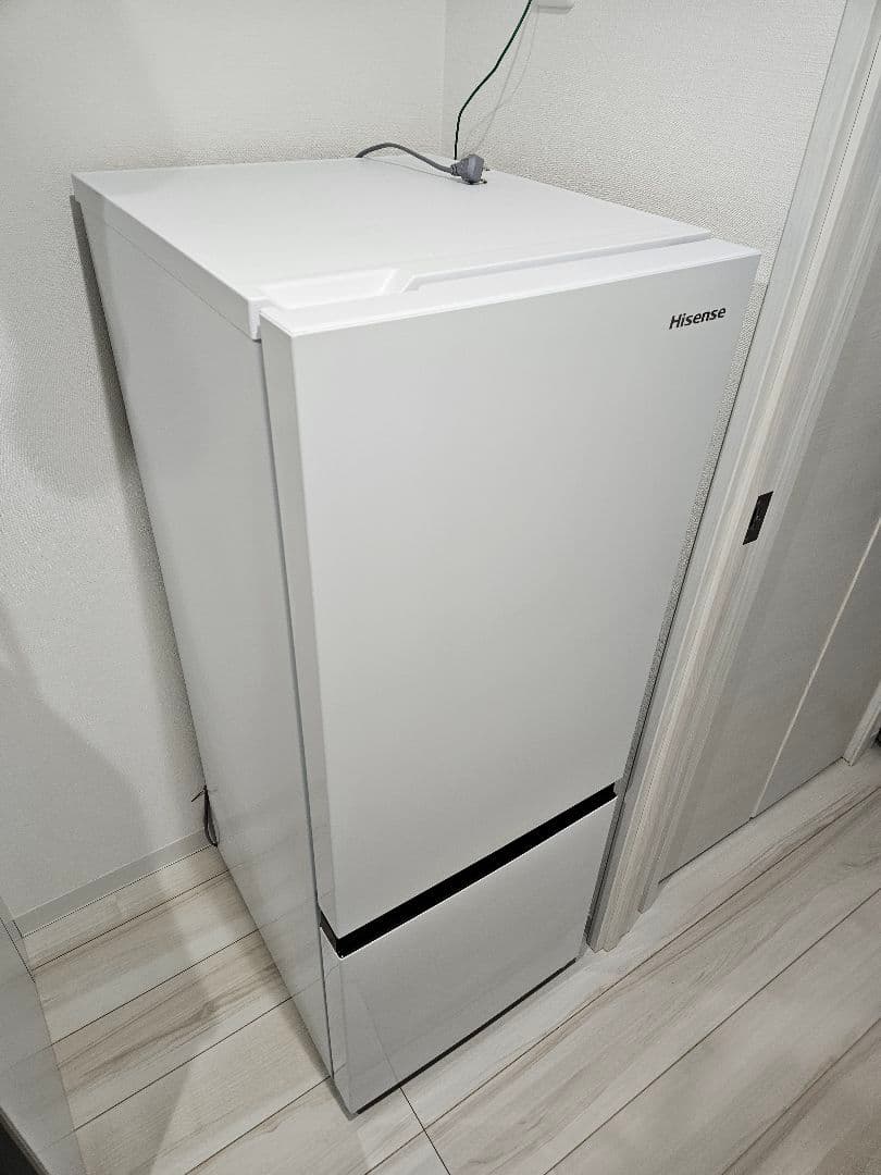 【送料込み・美品】冷蔵庫 HISENSE HR-D16F WHITE