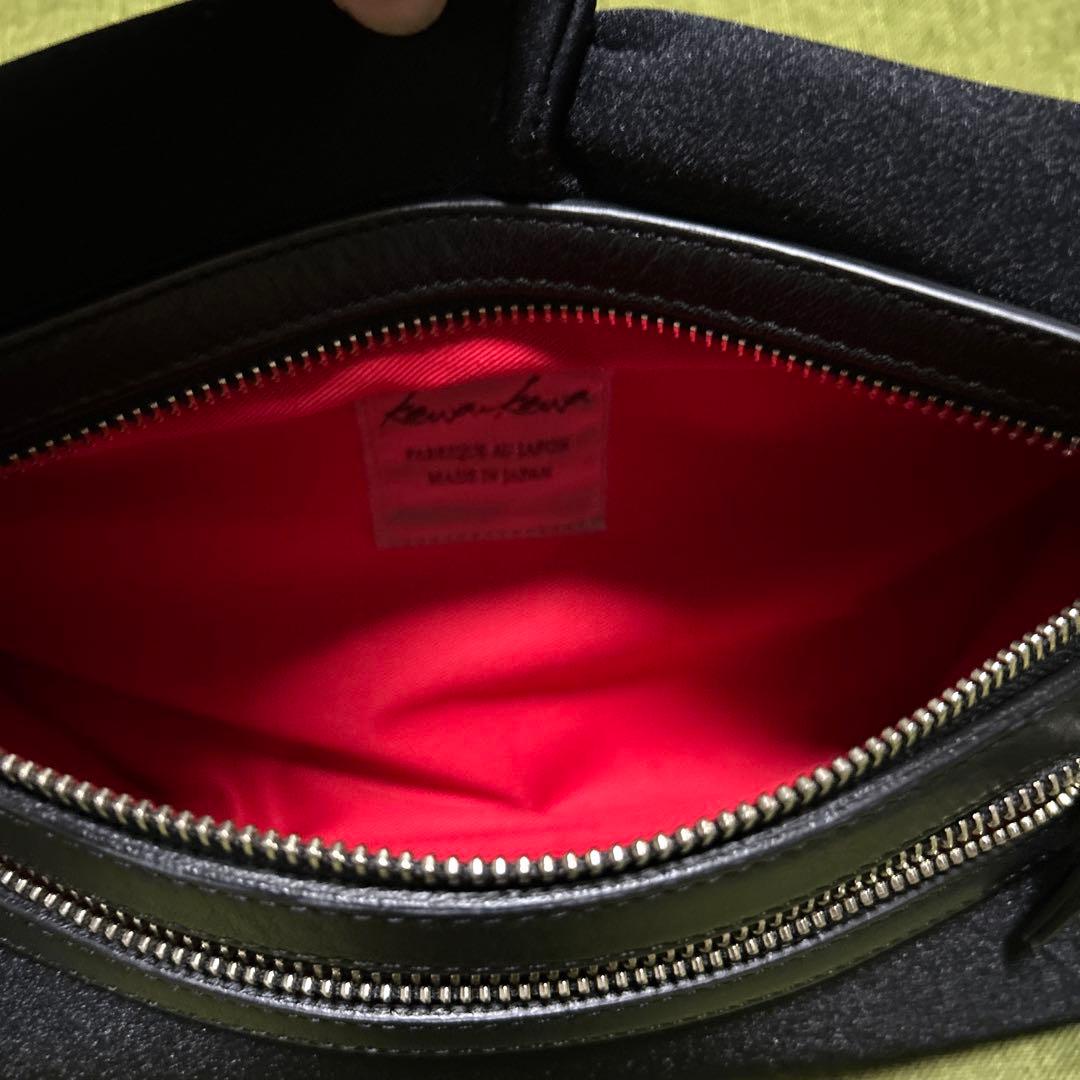 kawa-kawa カワカワ wet ハトメ ボディバッグ 肩がけ 斜め掛け　M