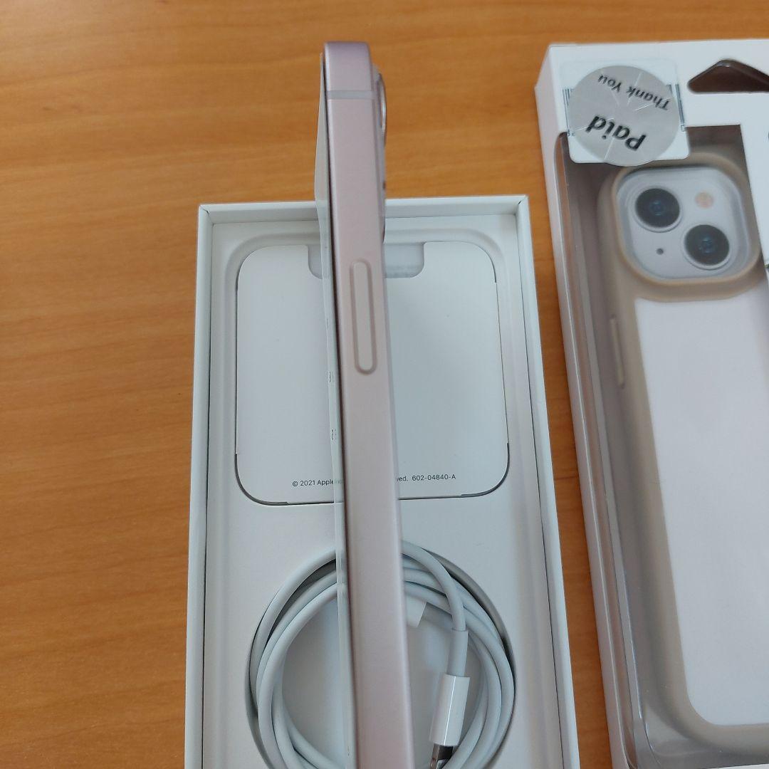 美品　iPhone13 256GB 本体 simフリーピンク　３点カバー付