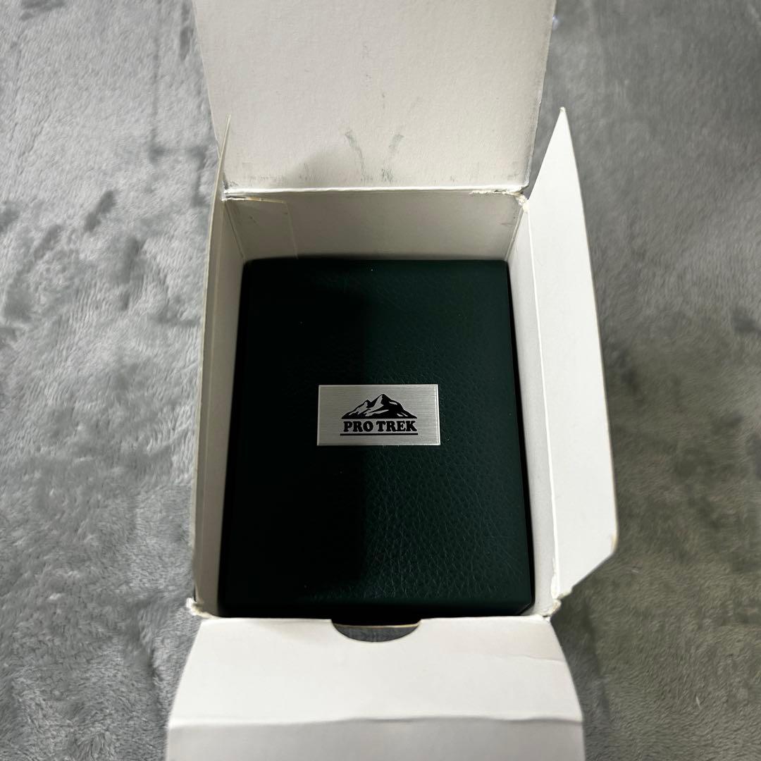 【極美品】カシオ プロトレック PRW-7000-1AJF 電波ソーラー 箱付き