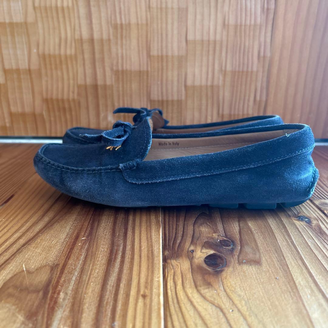 PRADA ネイビー スエード ローファー