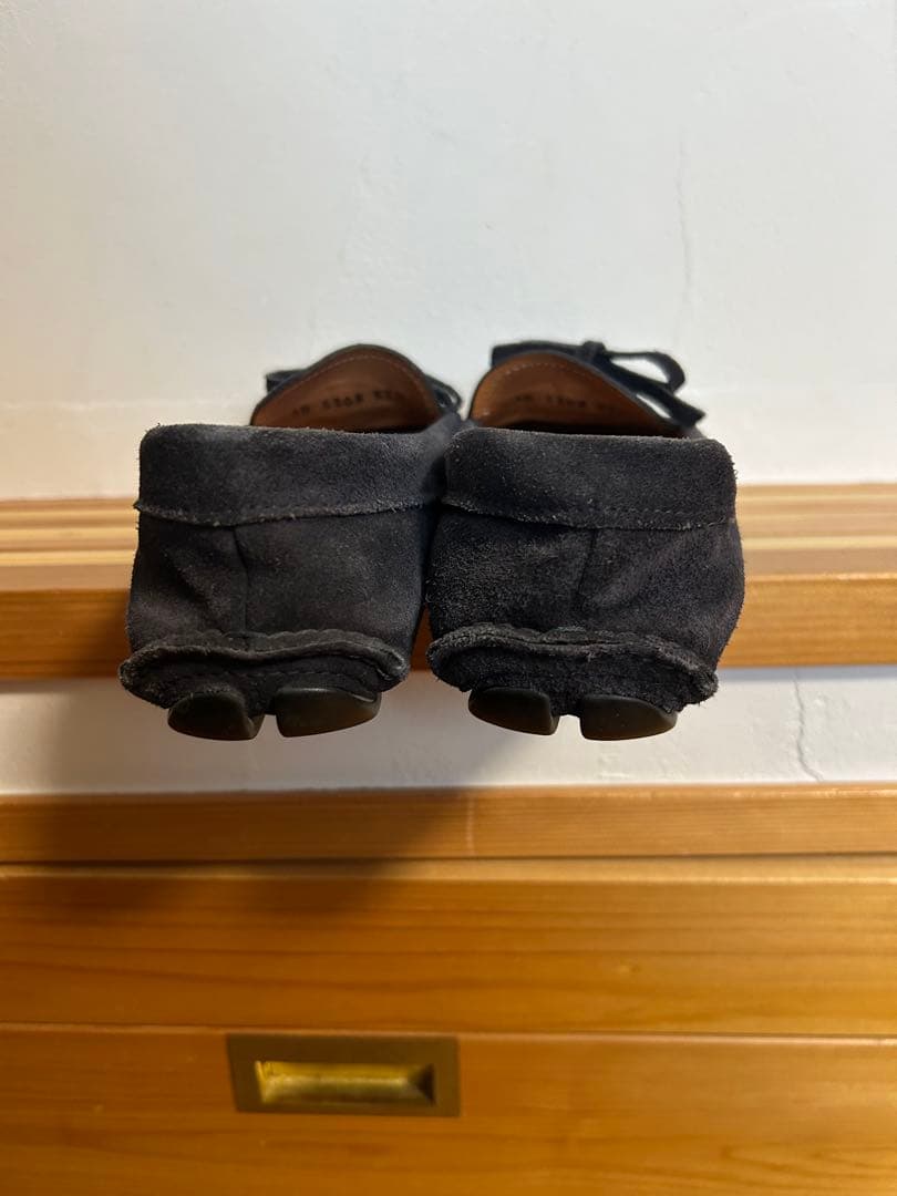 PRADA ネイビー スエード ローファー