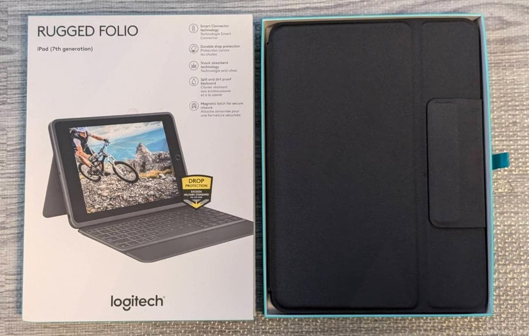 Logitech Rugged Folio キーボードケース iPad 第7世代