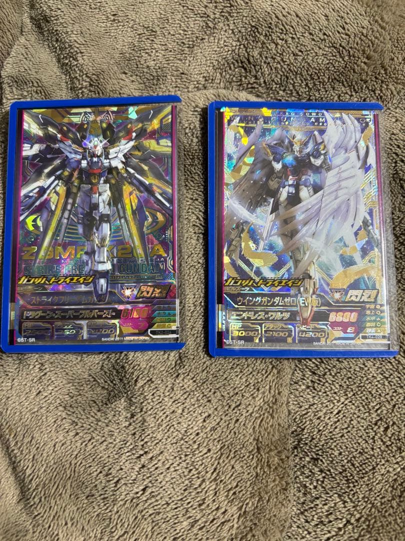 ストライクフリーダム　ウイングガンダムゼロEW トライエイジ専用スリーブ付き