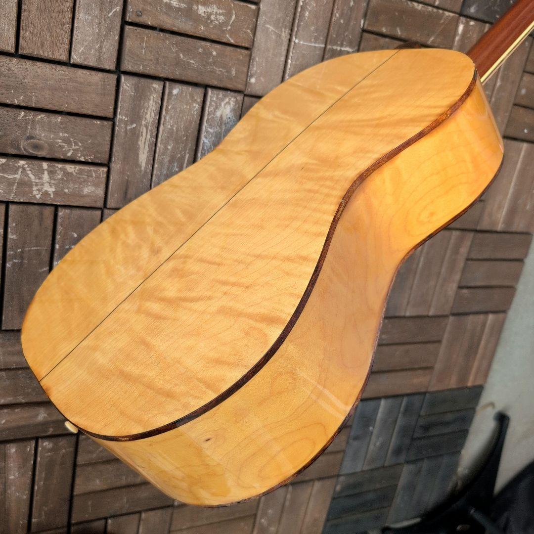 なんかカッコいいアコギ！KAWAI 虎目 1960年代！