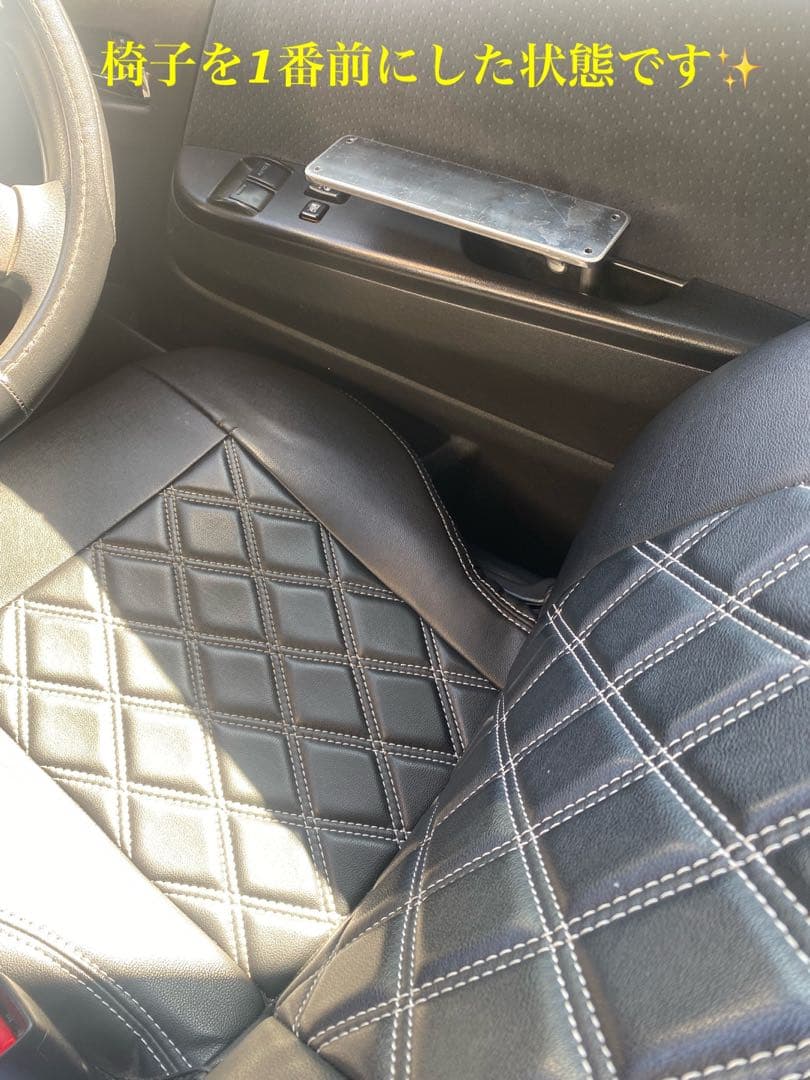 ハイエース200系　全グレード共通アームレスト　運転席側&助手席側　腕おき台