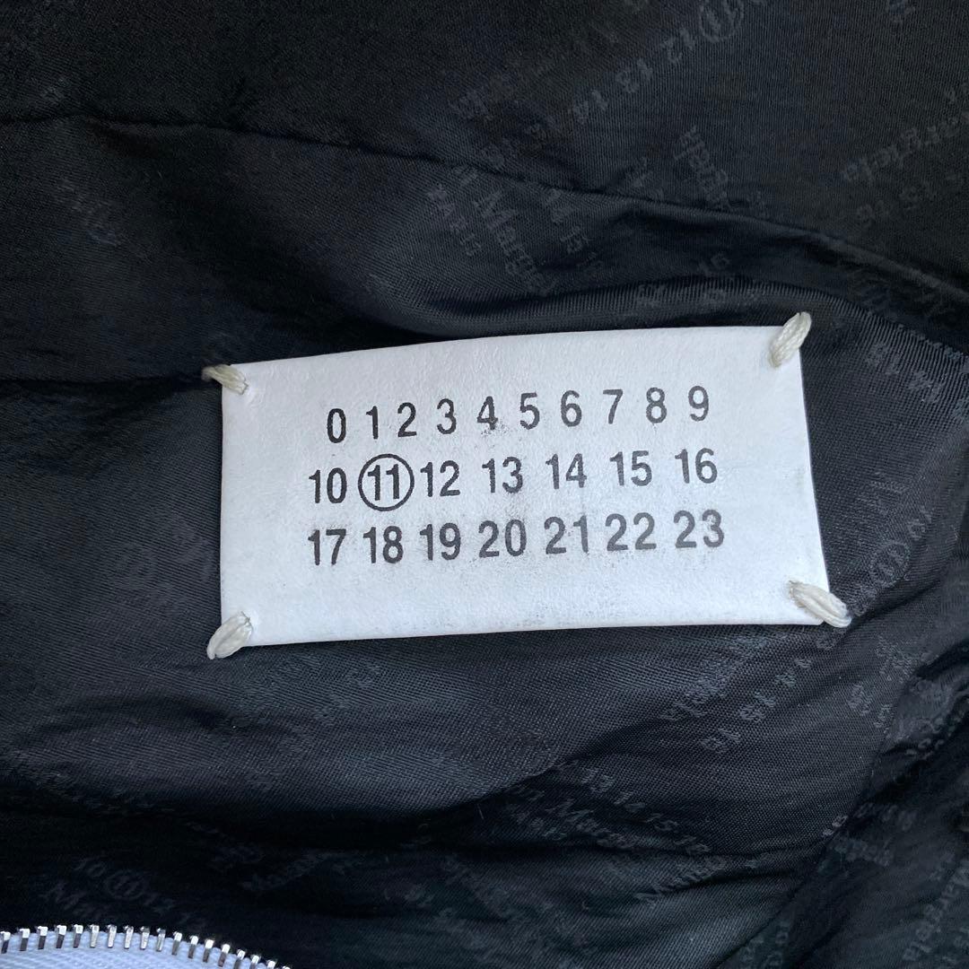 メゾンマルジェラ　ナイロン製ボディバッグ 黒