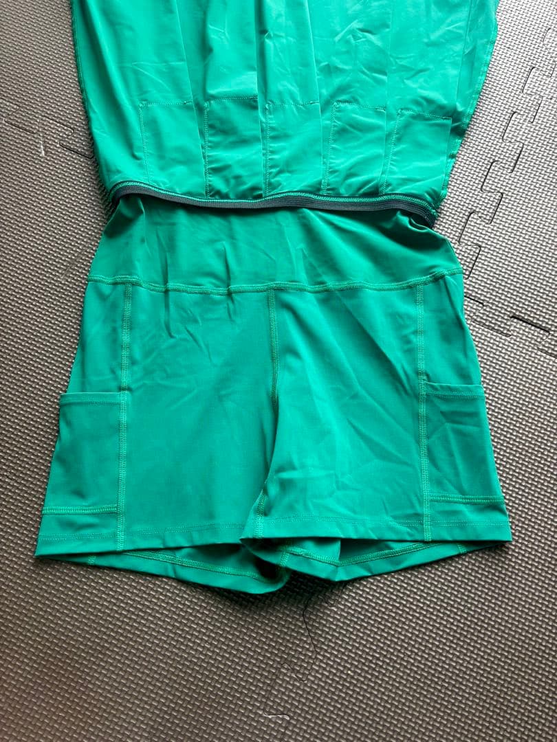 wilson グリーン プリーツスカート ミニ丈