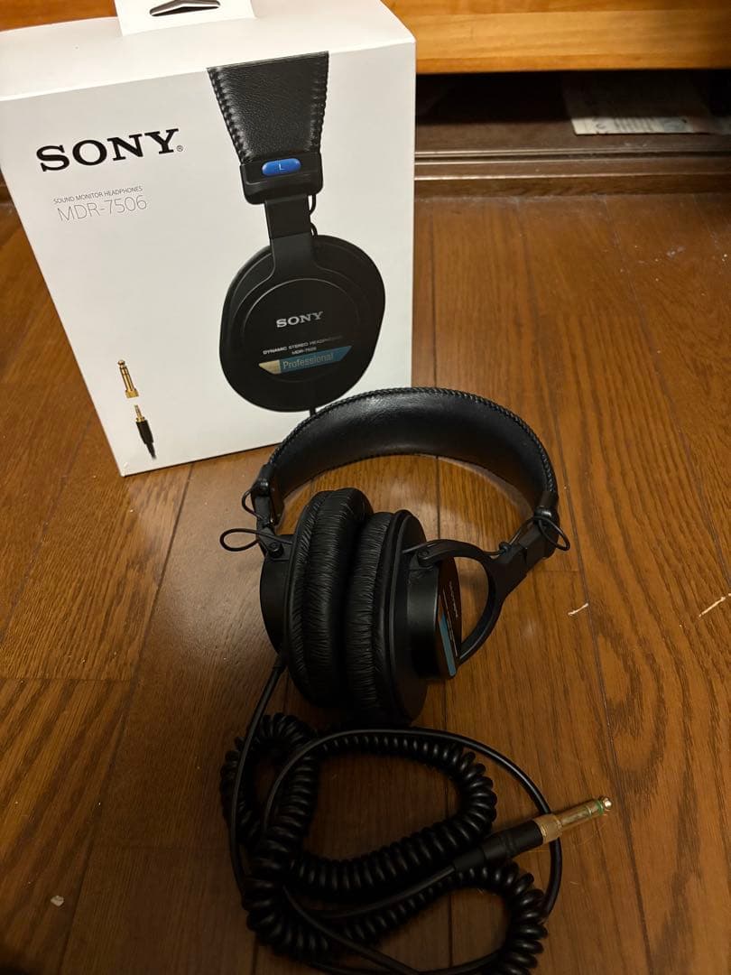 美品✨SONY MDR-7506 スタジオモニターヘッドホン