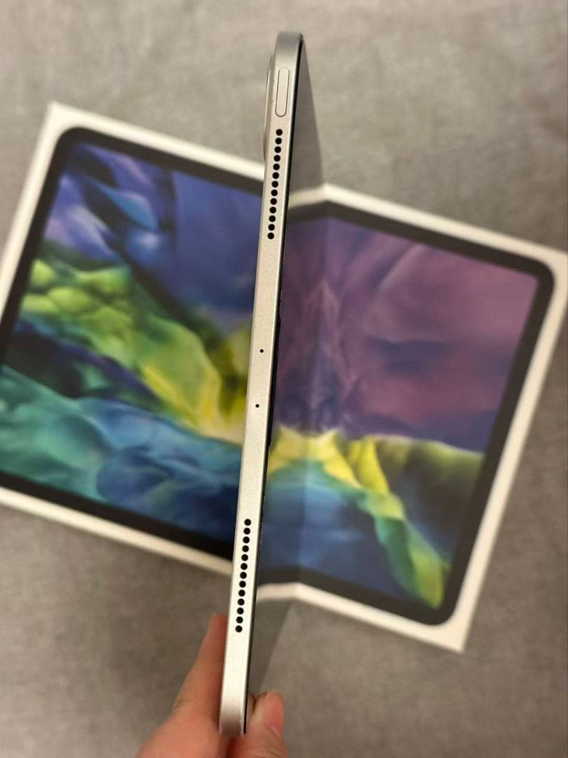 iPad Pro 11インチ 第2世代（256GB／シルバー）