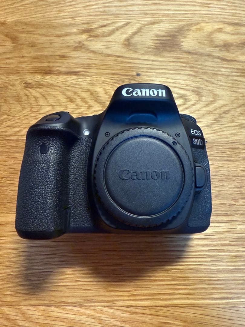 【美品】Canon EOS 80D 18-135 IS USM kit