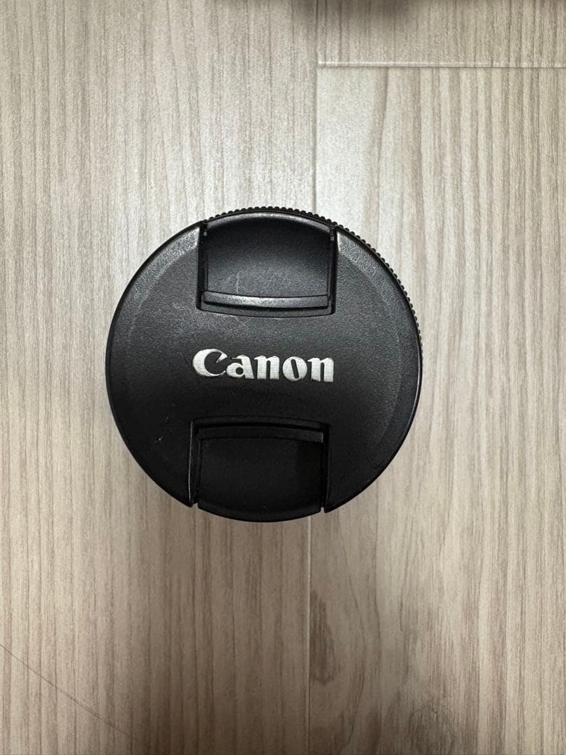 Canon EOS Kiss10 デジタル一眼レフカメラ 本体とレンズ付き