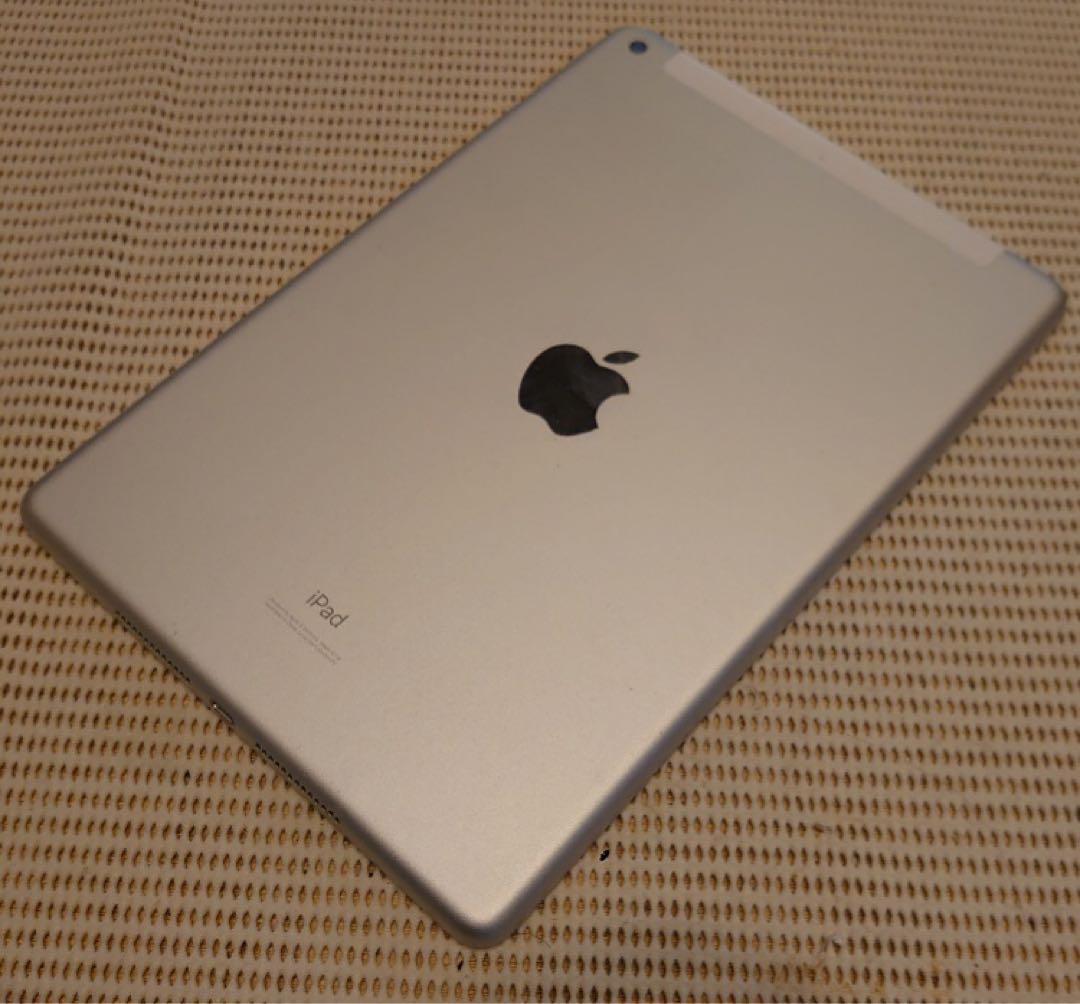 完動品SIMフリーiPad第7世代(A2198)本体32GB送料込8MDFV