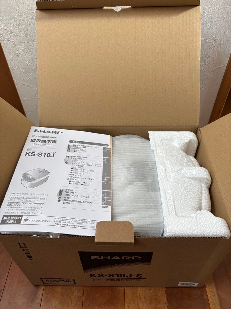 SHARP 5.5合 黒厚釜 球面炊き　炊飯器 KS-S10J-S