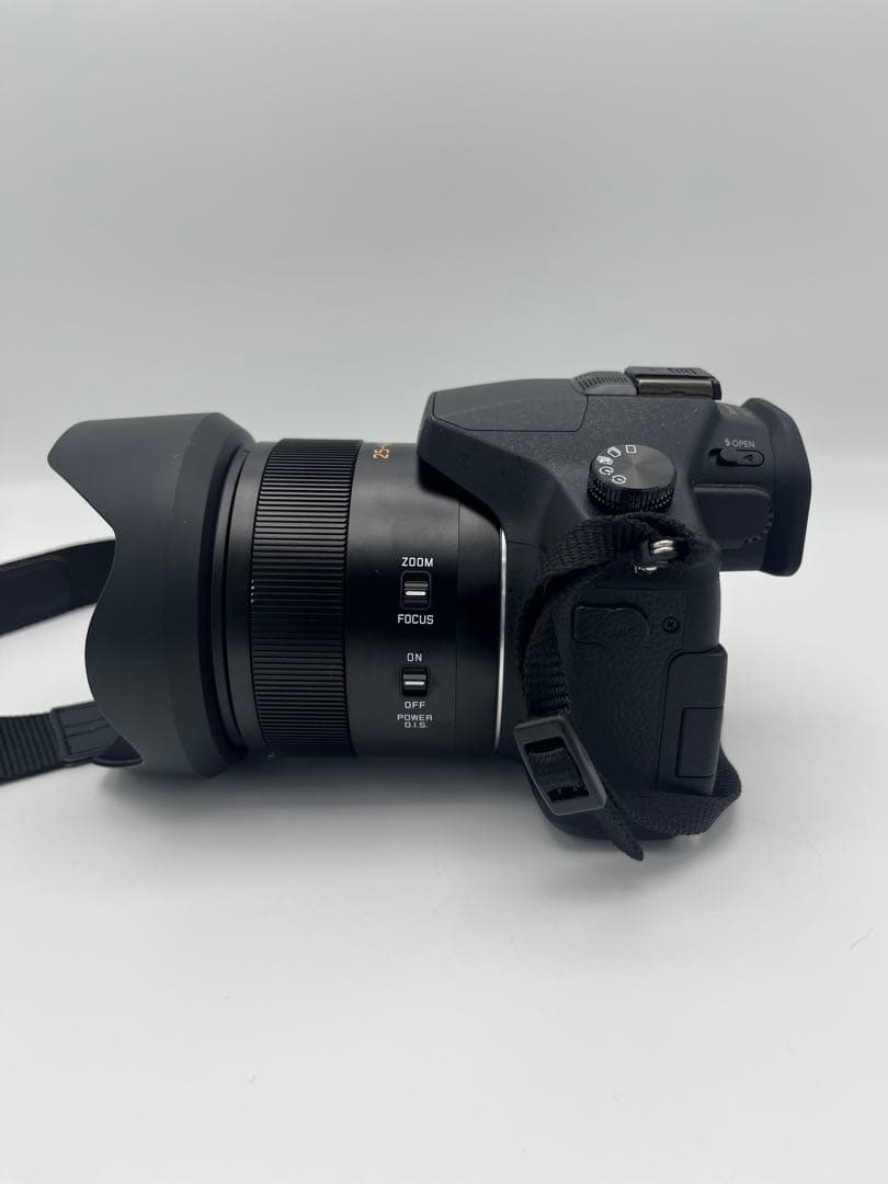 Panasonic DMC-FZ1000 4Kデジカメ 付属品充実