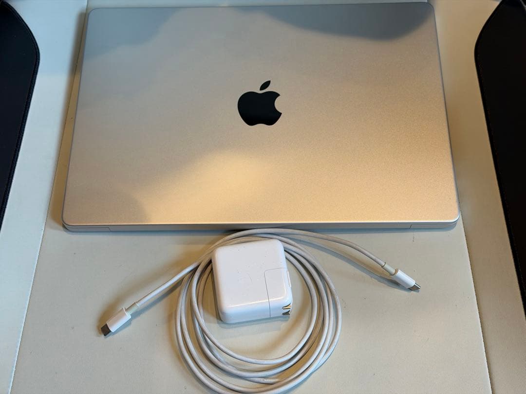 ちゃもろMacBook Pro 14“ M1 Max 64GB US