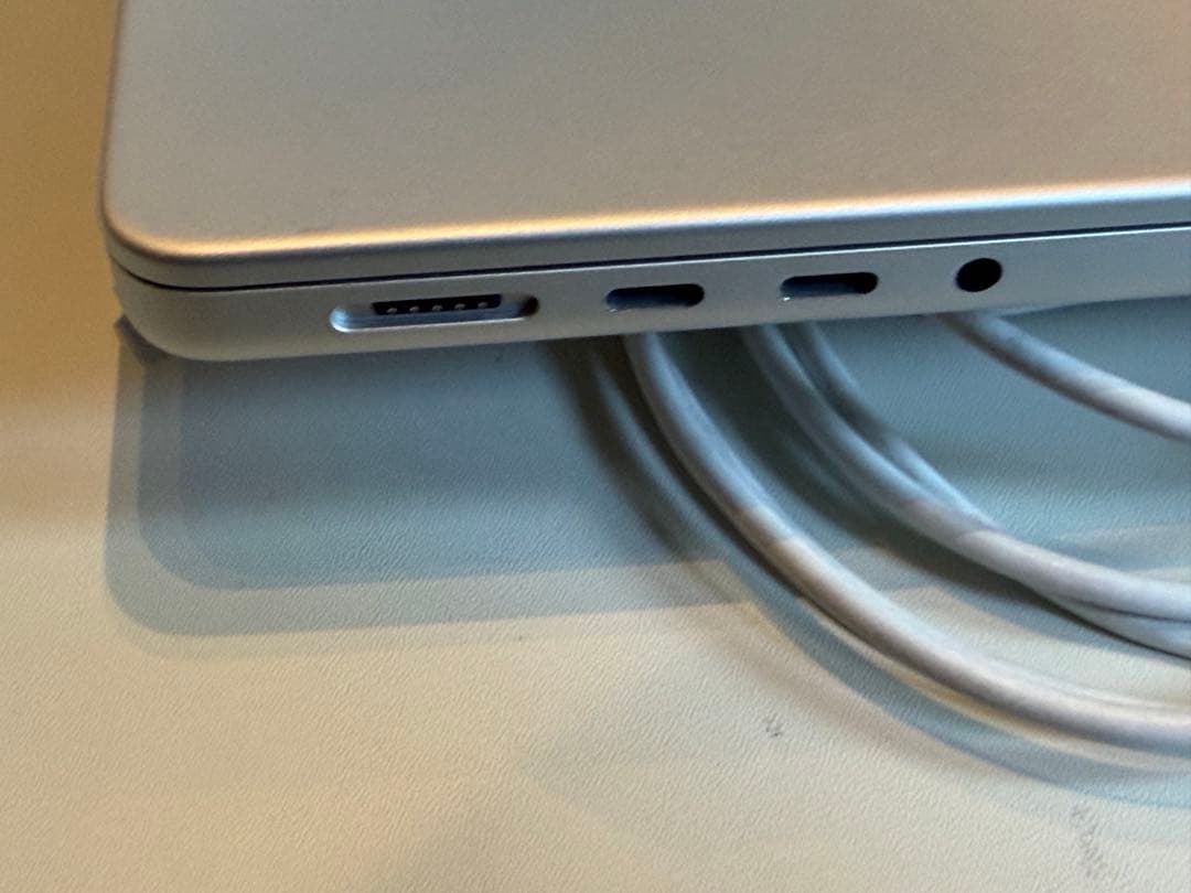 ちゃもろMacBook Pro 14“ M1 Max 64GB US