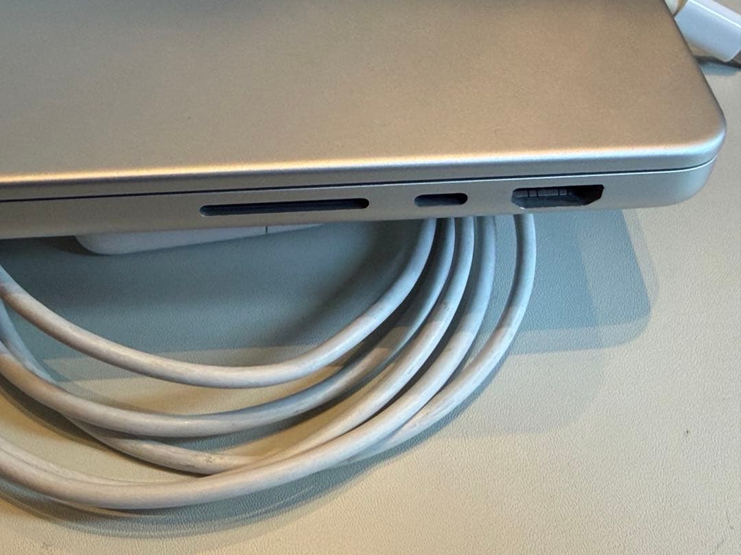 ちゃもろMacBook Pro 14“ M1 Max 64GB US