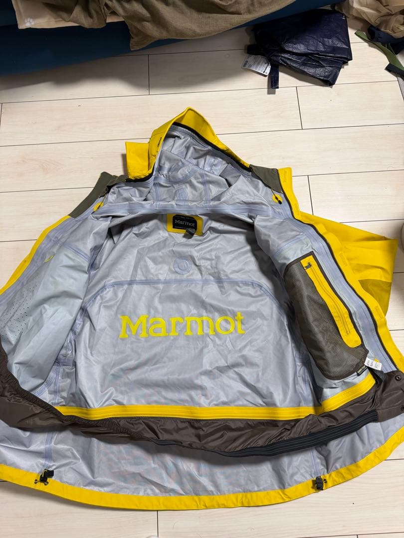 塚*治様 Marmot　　SPIRE JACKET ゴアテックス　シェル　サイズ