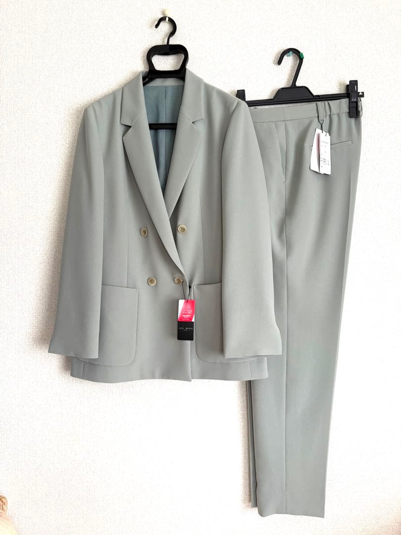 ① 新品　AOKI＆Oggiコラボ　ダブルジャケット テーパードパンツ　スーツ