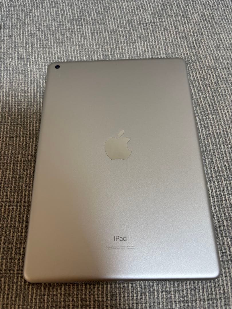 美品　iPad 第9世代　wifiモデル　64GB シルバー　その2