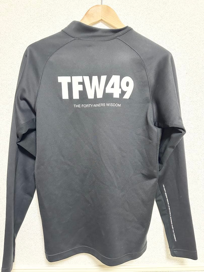 TFW49 モックネック サイドメッシュ　T102220014 XL