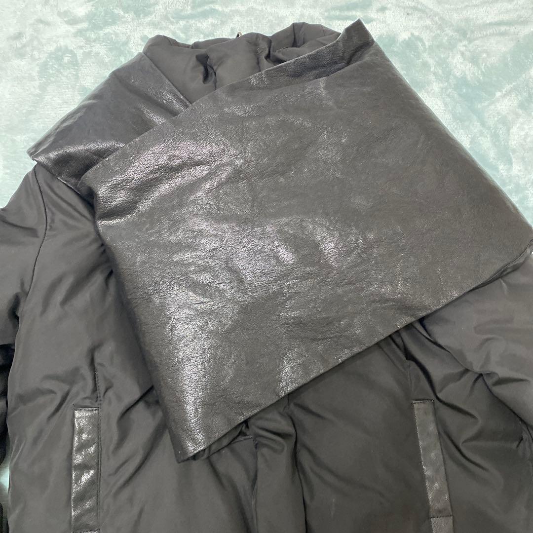 変形ダウンジャケット レザーマフラー付き