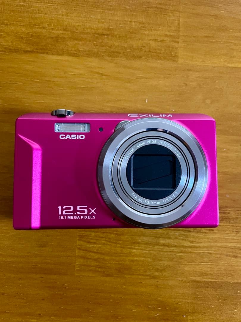 美品　CASIO EXILIM チェリーピンク