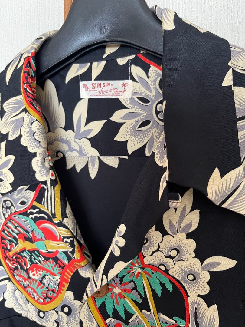 サンサーフ　ウクレレ　アロハシャツ　長袖