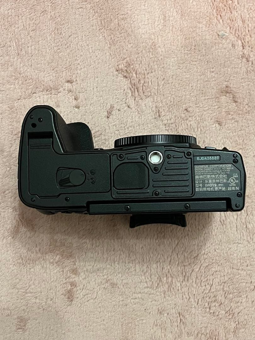 OLYMPUS E-M1 Mark III （レンズキット）