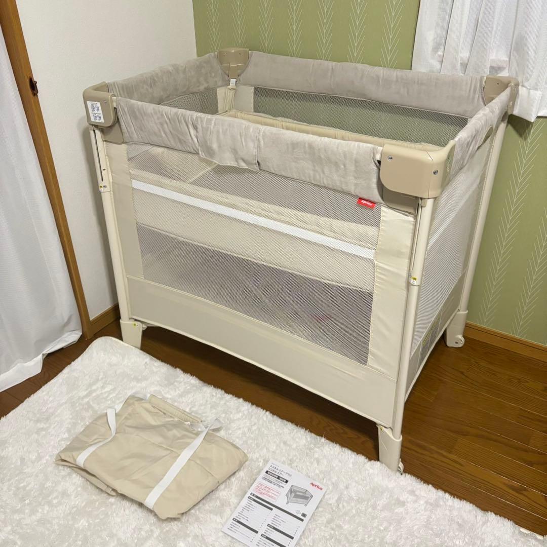＊美品＊アップリカ　ココネルエアープラス　AB ベビーベッド
